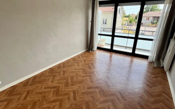 Appartement à louer    2 pièces • 48 m2 Panazol