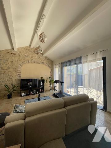 Dans un environnement  privilegie  découvrez cette partie de mas  de 106m²entièrement  renovée
