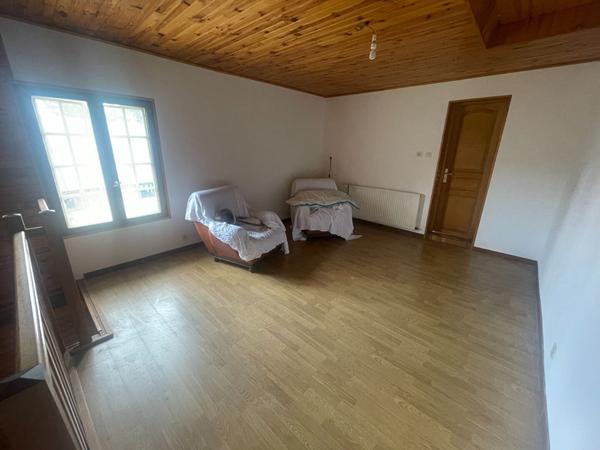 Maison familiale sur l'axe Gournay en Bray - Songeons