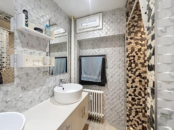 EXCLUSIVITÉ - SAINT-ÉTIENNE COURS FAURIEL (RUE DE LA CONVENTION) - T3 58,07 m² - 2 CHAMBRES - EXCELLENT ÉTAT - CAVE - GARAGE EN OPTION