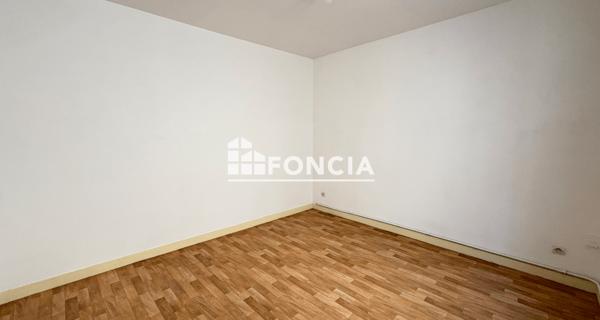 Location Appartement 3 pièces 76.36 m² - Rochefort 17300