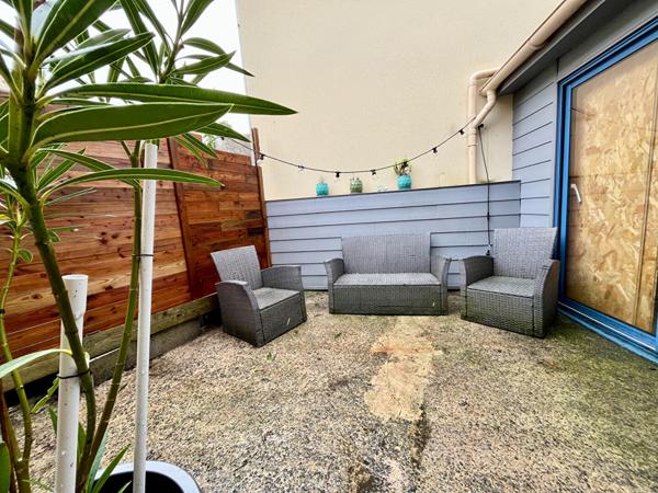 A VENDRE MAISON DINAN CENTRE // 2 CHAMBRES// COUR PRIVATIVE//PROCHE TOUS COMMERCES