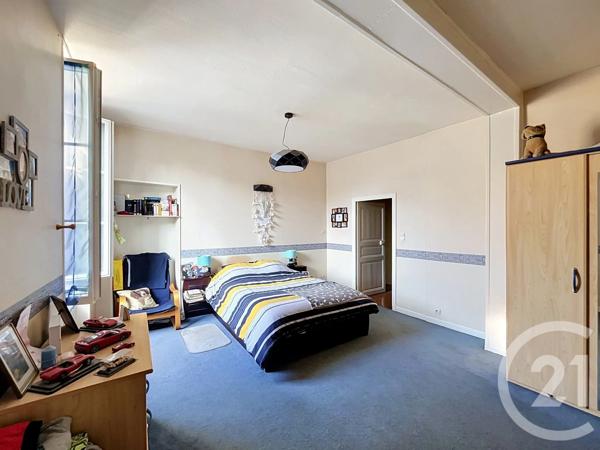 Maison à vendre  5 pièces - 149,50 m 2   GANNAT  - 03