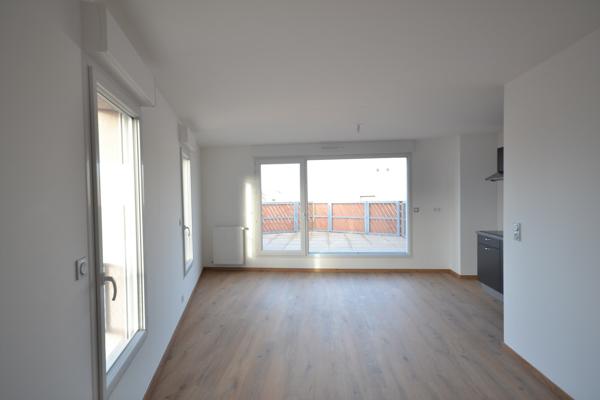 Location appartement 3 pièce(s) 64 m²