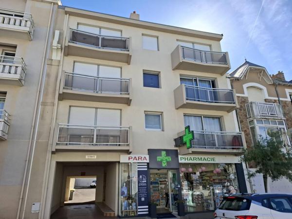 appartement Les Sables-d'Olonne Studio vue latérale mer avec balcon et cave