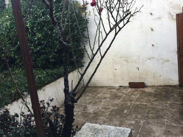 ROCHEFORT Maison ville Quartier Gambetta 3 chambres+ bureau, garage et un jardin clos.