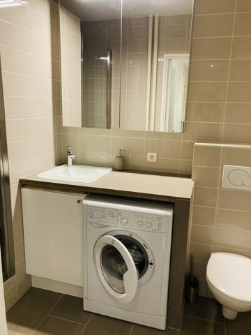 Paris (75013) Loue très joli 2 pièces meublé avec balcon Paris 13ème - Rue Jeanne d’Arc - 34m²