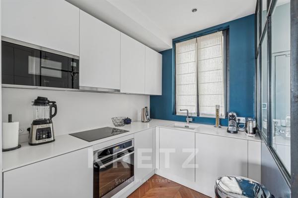 Paris IIe - Sentier. Appartement familial