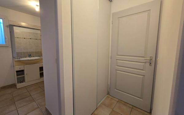 Appartement à louer    3 pièces • 62,52 m2 Arles