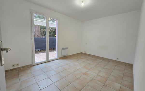Appartement à louer    3 pièces • 62,52 m2 Arles