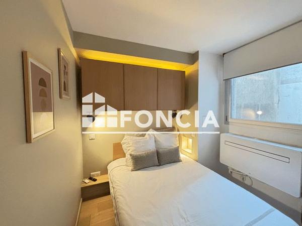 Location Appartement 2 pièces 27.7 m² - 19 rue du Débarcadère Paris 75017