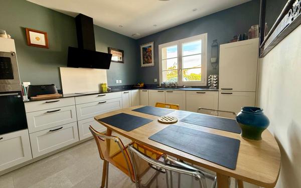 Maison à vendre    5 pièces • 114 m2 Lagord