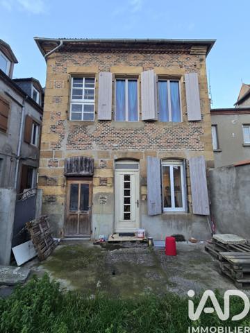 Immeuble à vendre 157 m² Moulins