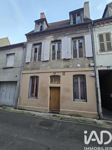 Immeuble à vendre 157 m² Moulins