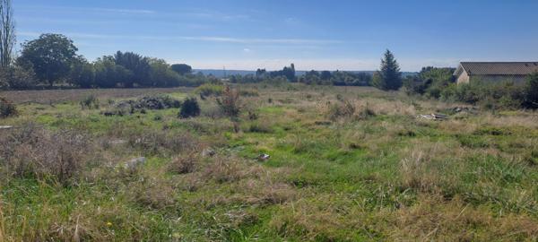 Bouloc (31620) BEAU TERRAIN VIABILISE DE 1064 M²