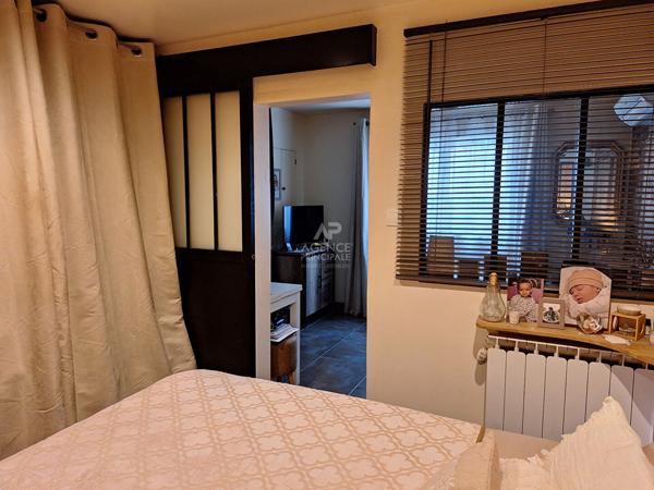 CHAVILLE - Centre - Charmant 2 pièces rénové 210 000 € **  - Référence  720-C