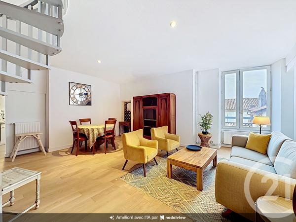 Appartement F5 à vendre  5 pièces - 93,50 m 2   PERIGUEUX  - 24