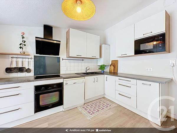 Appartement F5 à vendre  5 pièces - 93,50 m 2   PERIGUEUX  - 24