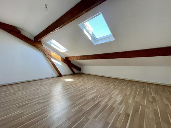Location Appartement 3 pièces 76.54 m² - ÉPinal 88000