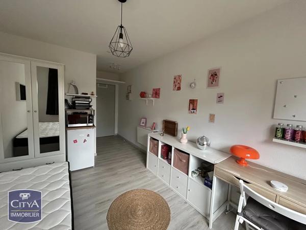 Appartement à vendre 1 pièce 13.8m² Poitiers (86000)