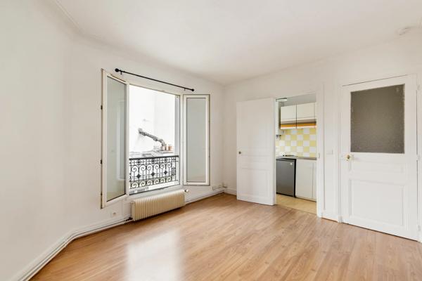 Appartement Paris 18 e - JULES JOFFRIN / RUE DES CLOYS
