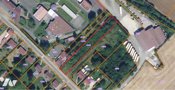 A vendre terrain à bâtir situé à Doullens