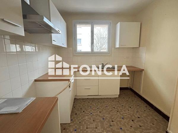 Location Appartement 4 pièces 61.54 m² - Angers 49000