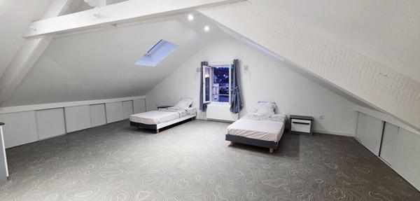 Maison 4 chambres avec un appartement T2 à Vendre. Aucun travaux !