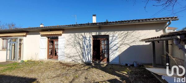 Maison traditionnelle 3 pièces de 115 m² à Saint-Benoît (86280)