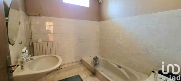 Maison traditionnelle 3 pièces de 115 m² à Saint-Benoît (86280)