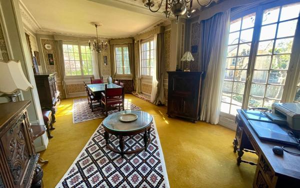 Maison à vendre    6 pièces •  Chennevières-sur-Marne