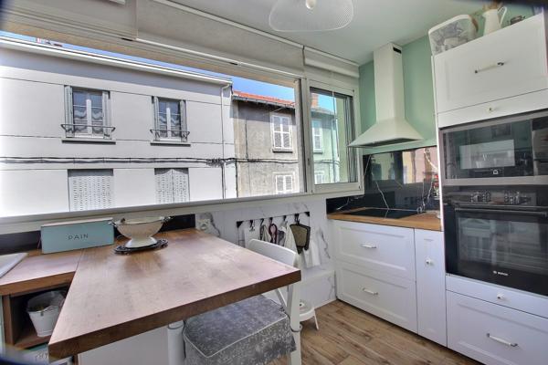 ROYAT , bel appartement en duplex avec grande terrasse