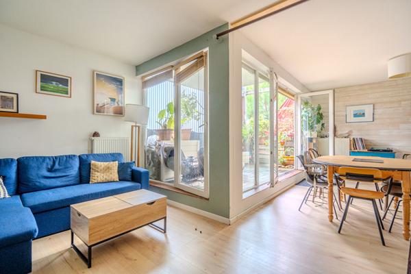 BORDEAUX CHARTRONS - T4 de 77m² avec terrasses et place de parking