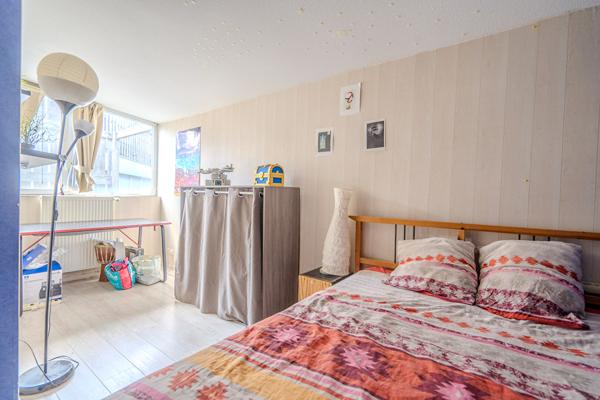 BORDEAUX CHARTRONS - T4 de 77m² avec terrasses et place de parking