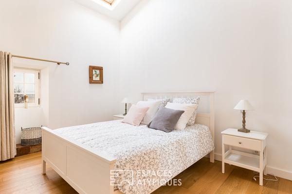 Maison de caractère avec piscine et vue dégagée