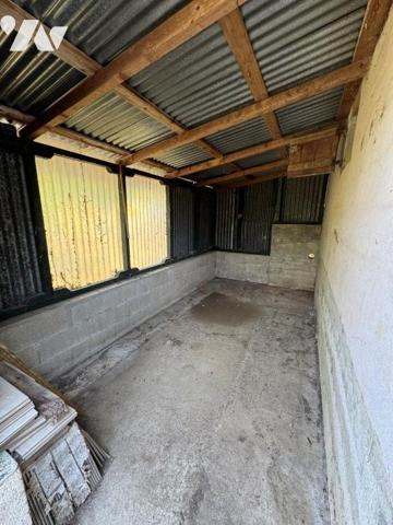 PROCHE CENTRE,  MAISON DE PLAIN PIED AVEC GARAGE ET DEPENDANCE
