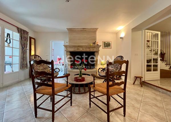 AULNOIS-EN-PERTHOIS Charmante maison à vendre - 6 pièces, 161 m²