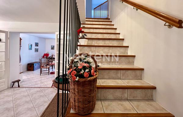 AULNOIS-EN-PERTHOIS Charmante maison à vendre - 6 pièces, 161 m²