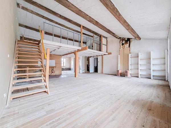 Plateau à aménager offrant de nombreuses possibilités