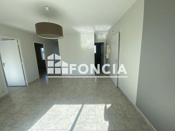 Location Appartement 3 pièces 54 m² - ALLEE DES BOSQUETS BAT N. 5 Saint Ouen Des Toits 53410