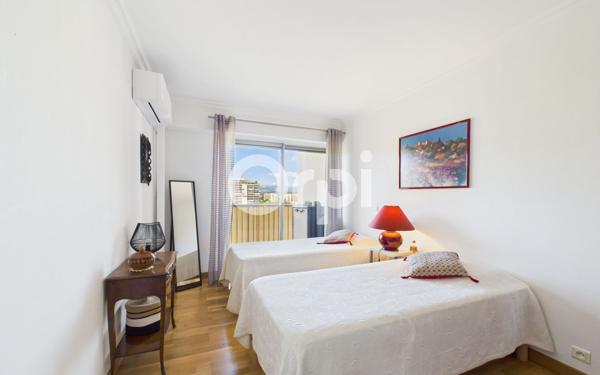 Appartement à vendre    3 pièces • 74,05 m2 Mandelieu-la-Napoule