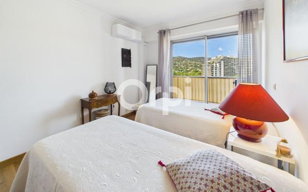 Appartement à vendre    3 pièces • 74,05 m2 Mandelieu-la-Napoule