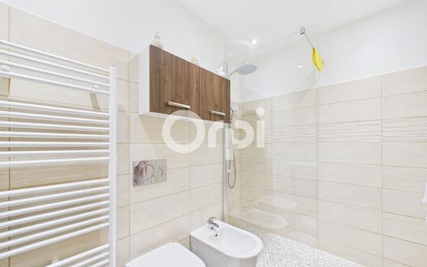 Appartement à vendre    3 pièces • 74,05 m2 Mandelieu-la-Napoule