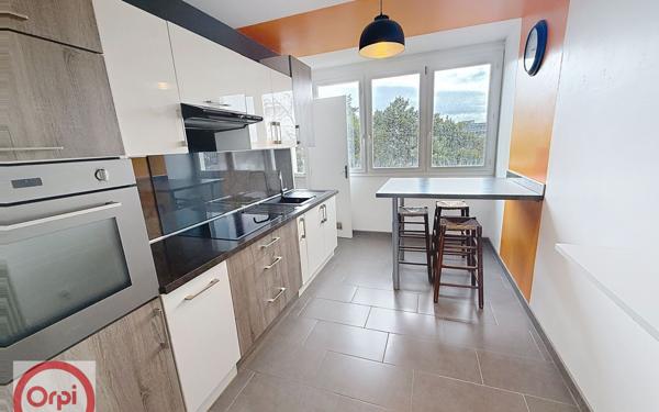 Appartement à louer    4 pièces • 74 m2 Pau