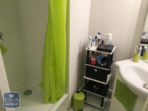 Appartement à louer 1 pièce 27m²