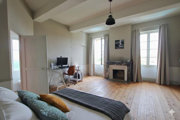 20MN SUD TOULOUSE ENSEMBLE IMMOBILIER AVEC PISCINE