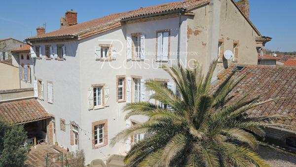 20MN SUD TOULOUSE ENSEMBLE IMMOBILIER AVEC PISCINE