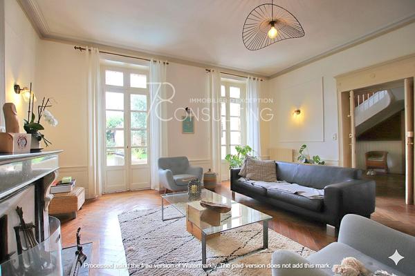 20MN SUD TOULOUSE ENSEMBLE IMMOBILIER AVEC PISCINE