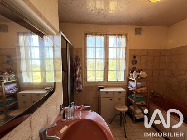 Maison à vendre 7 pièces 135 m² Saint-Sulpice-le-Guérétois