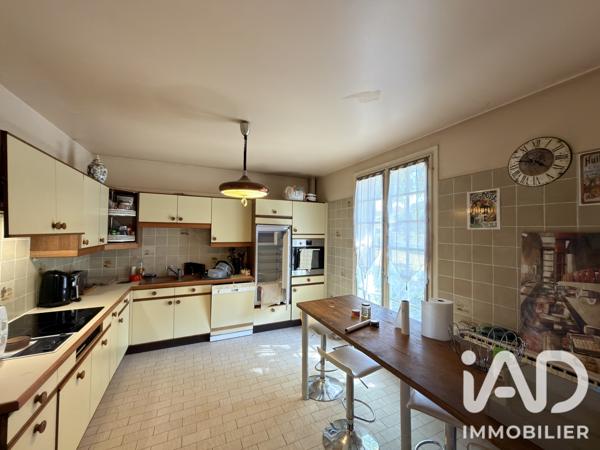 Maison à vendre 7 pièces 135 m² Saint-Sulpice-le-Guérétois